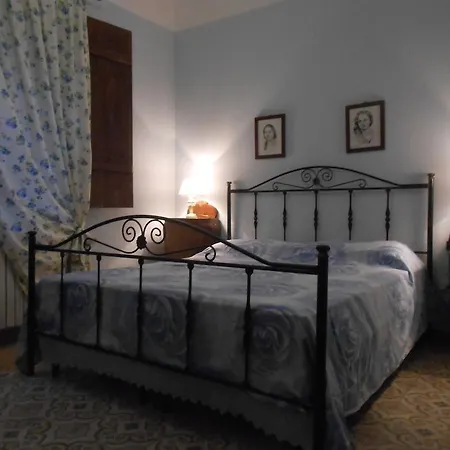 Agroturismo Le Cento Strette Castel Del Monte (Apulia)